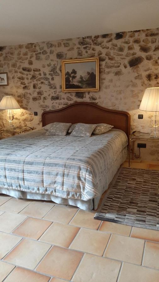 La Tour D'Enguernes Bed & Breakfast Montmeyan Dış mekan fotoğraf