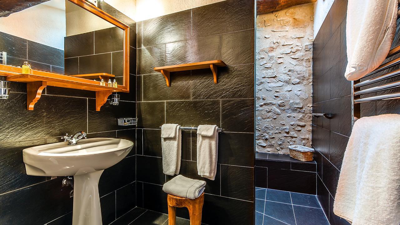 La Tour D'Enguernes Bed & Breakfast Montmeyan Dış mekan fotoğraf