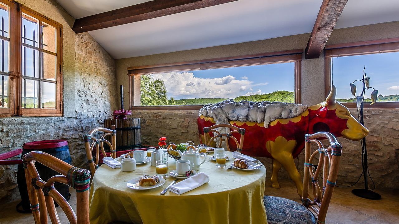 La Tour D'Enguernes Bed & Breakfast Montmeyan Dış mekan fotoğraf